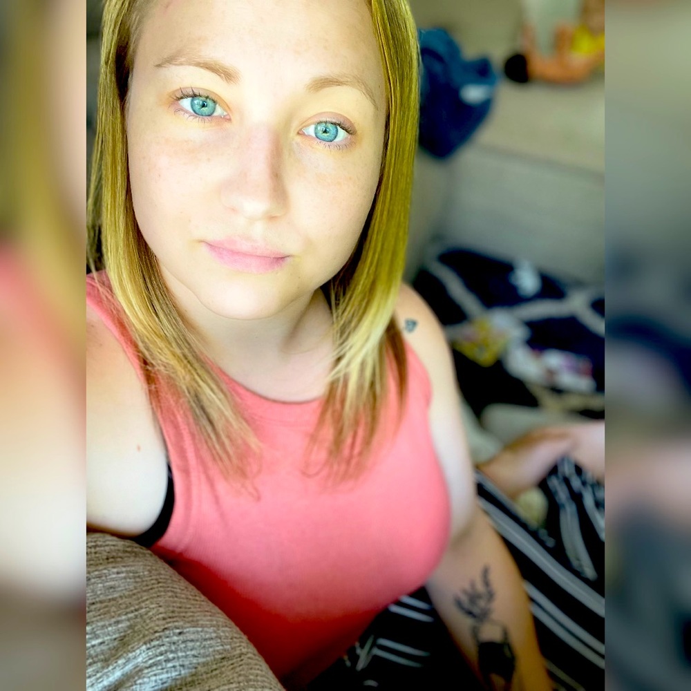 Meet your Posher, Tiffany